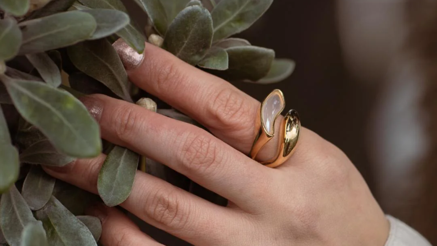 The meaning of ring on each finger | Symbolism – Giovanna jewellery and ...