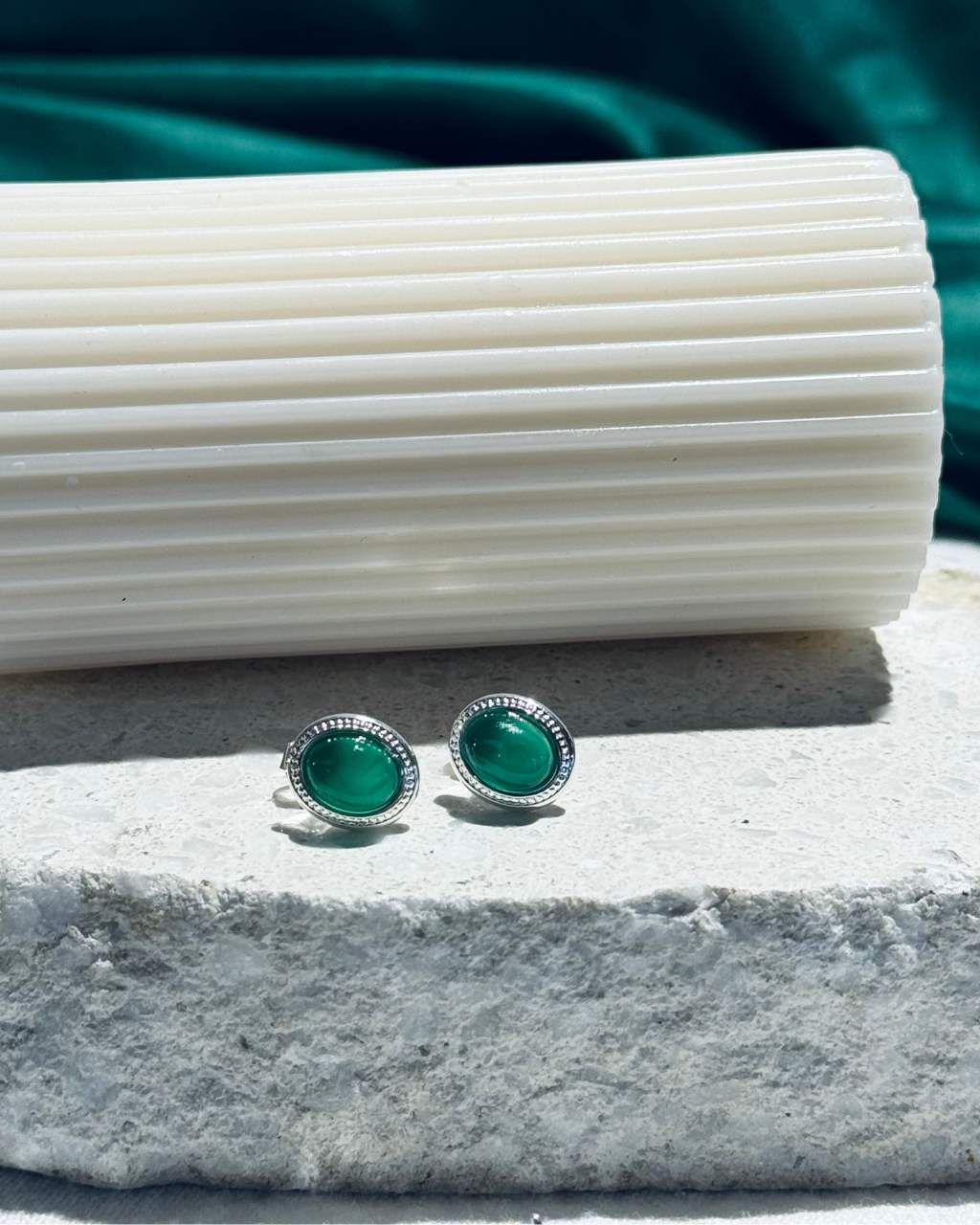 Minimal Paloma earrings