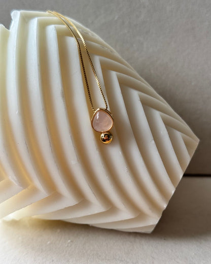 Minimal Charlotte necklace | gold