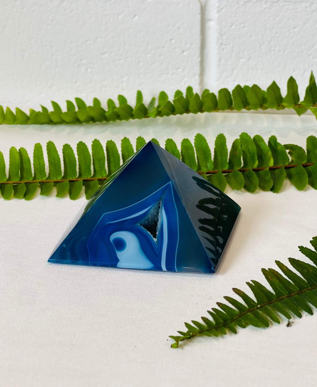 Agate pyramid | blue | crystals and minerals