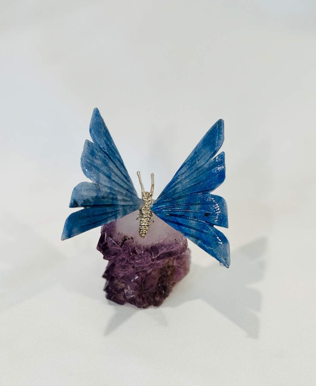 Butterfly | Blue quartz & Amethyst