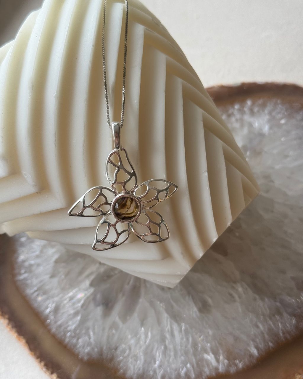 Flower Necklace | silver