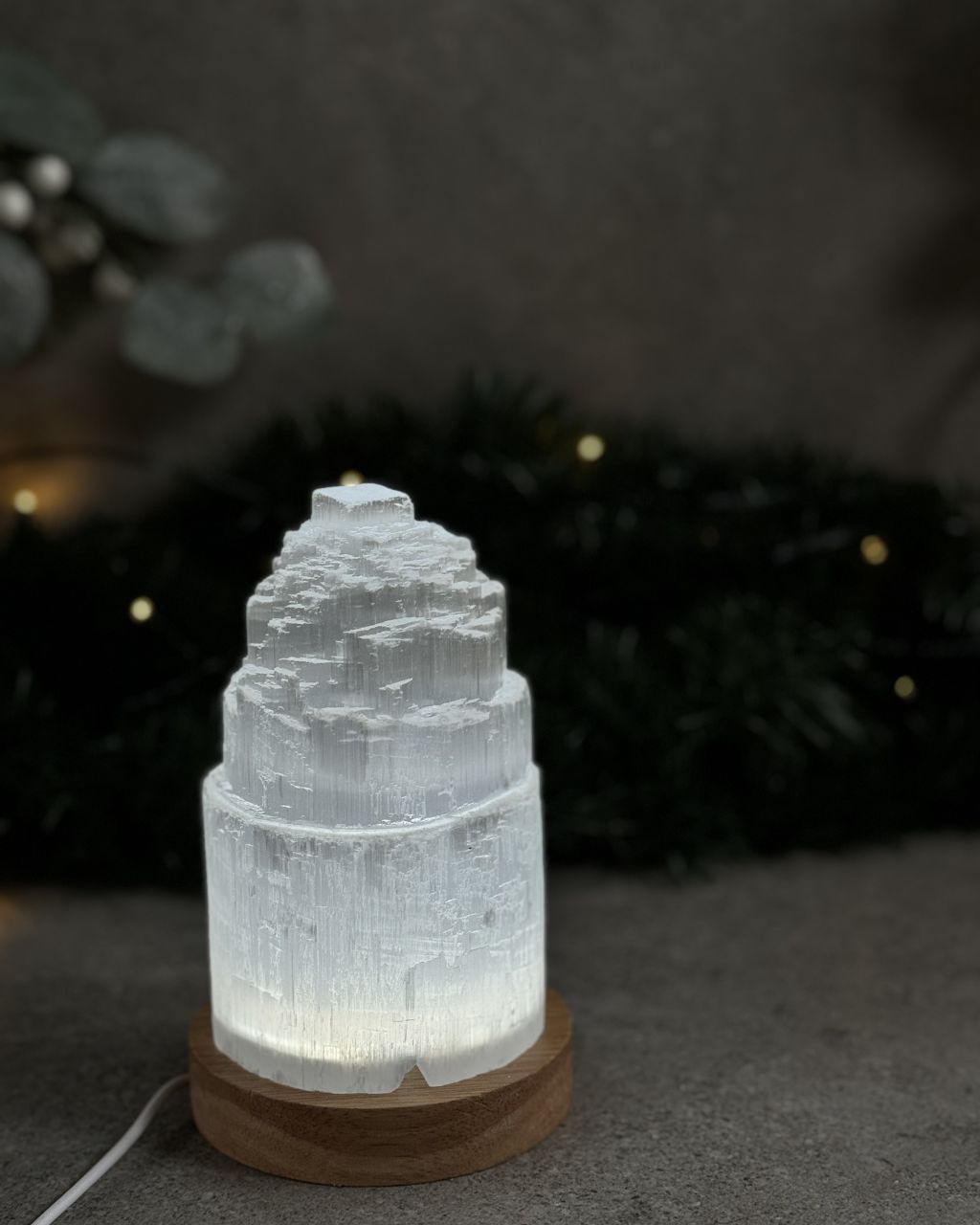 Selenite lamp Large | crystal lamp LED USB