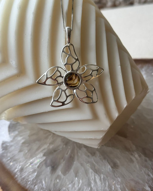 Flower Necklace | silver